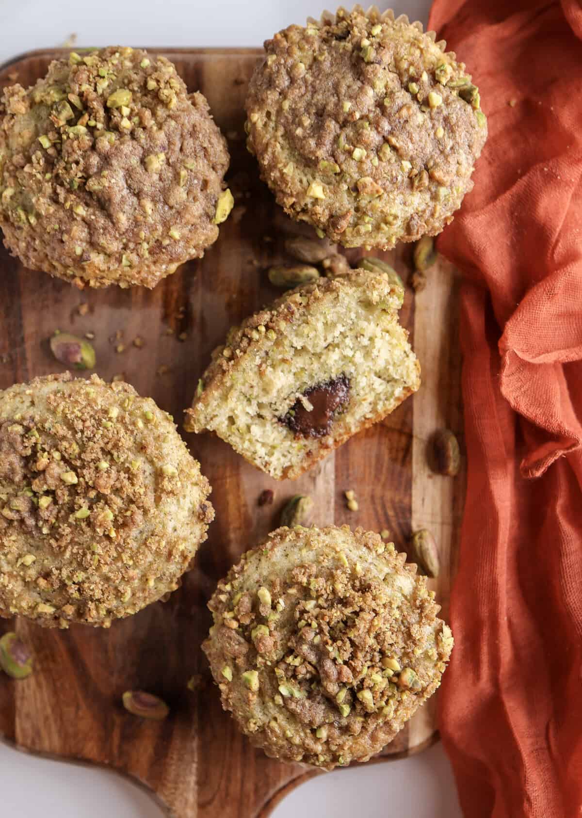 Pistachio Muffins Filled with Hazelnut Chocolate