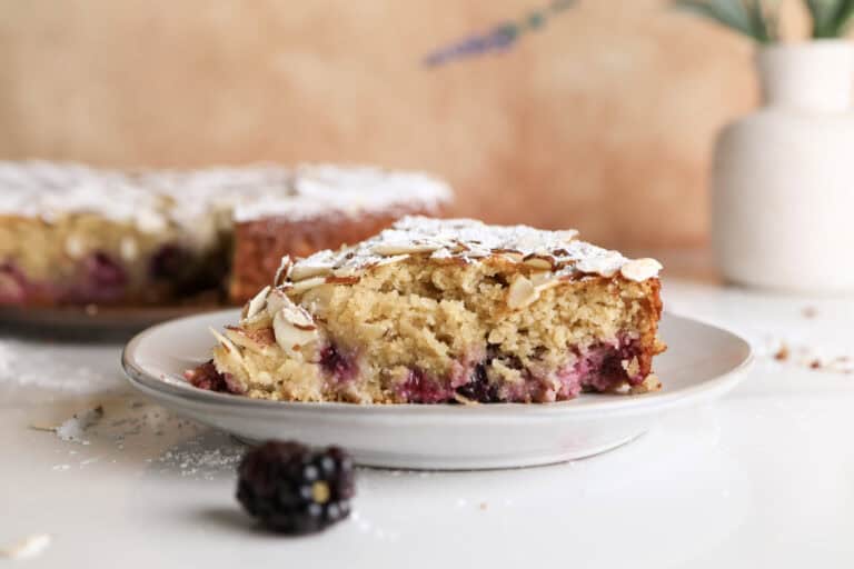 Easy Blackberry Oat Breakfast Cake